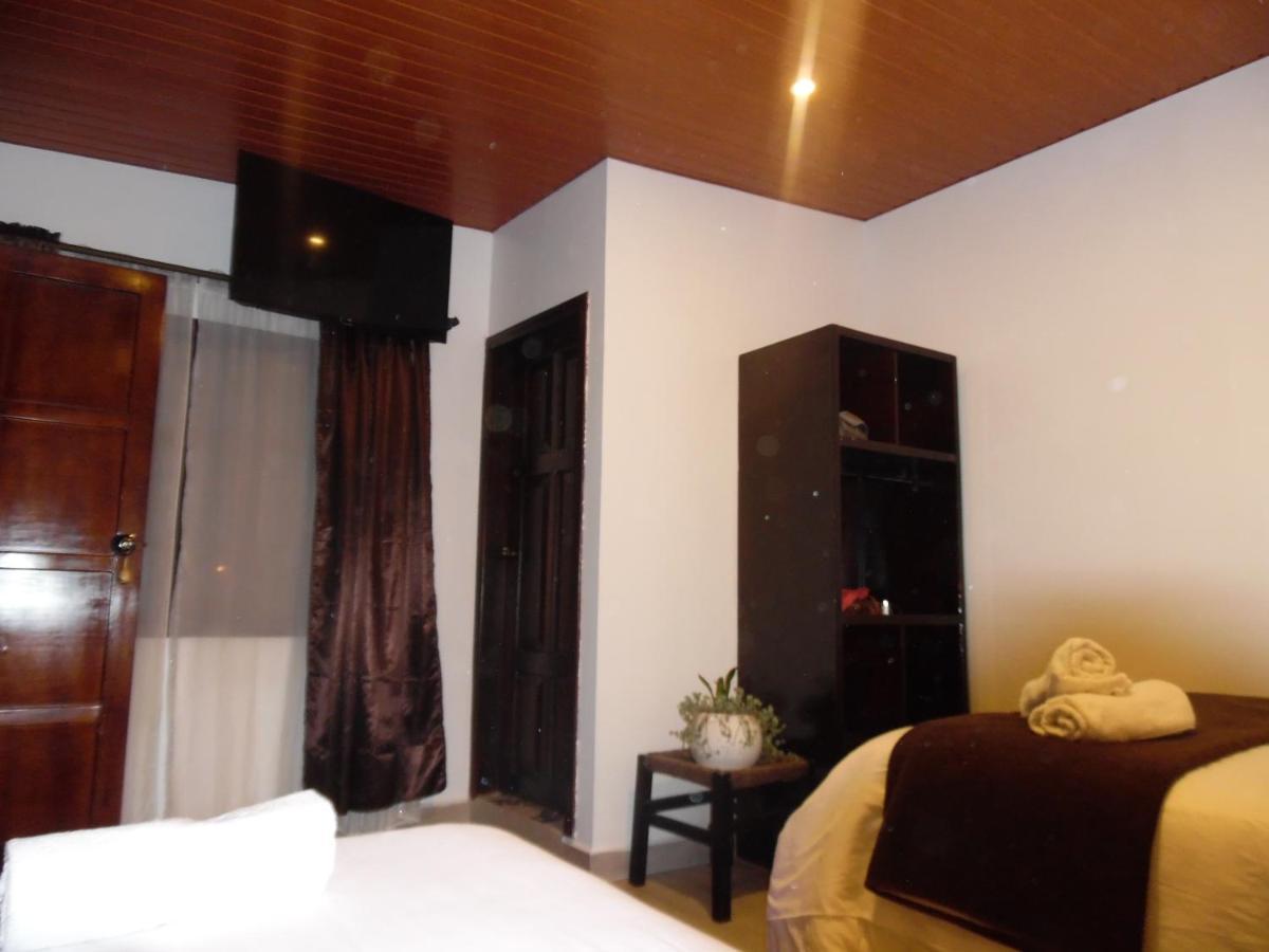 Posada J Banos  Ngoại thất bức ảnh